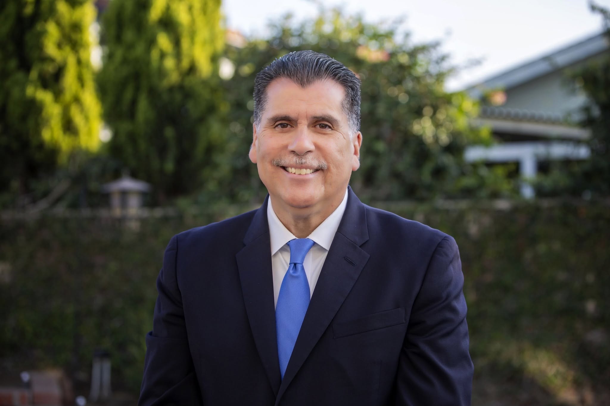 Robert Luna